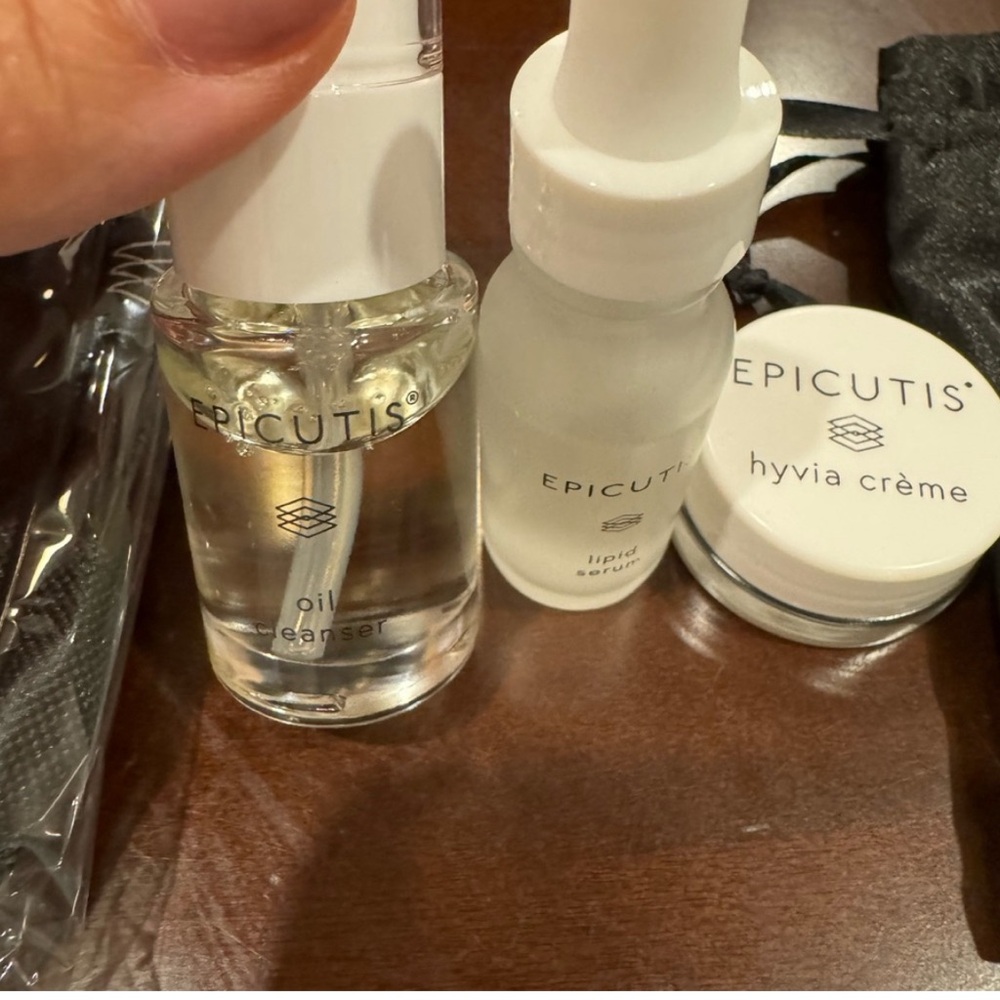 - Epicutis 3 piece travel set $50
Oil Cleanser, Lipid Serum, Hyvia cream